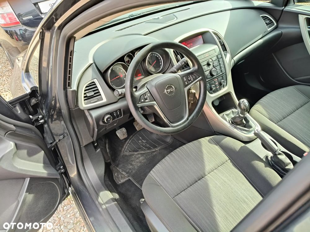 Opel Astra 1.4 Turbo Selection - 12