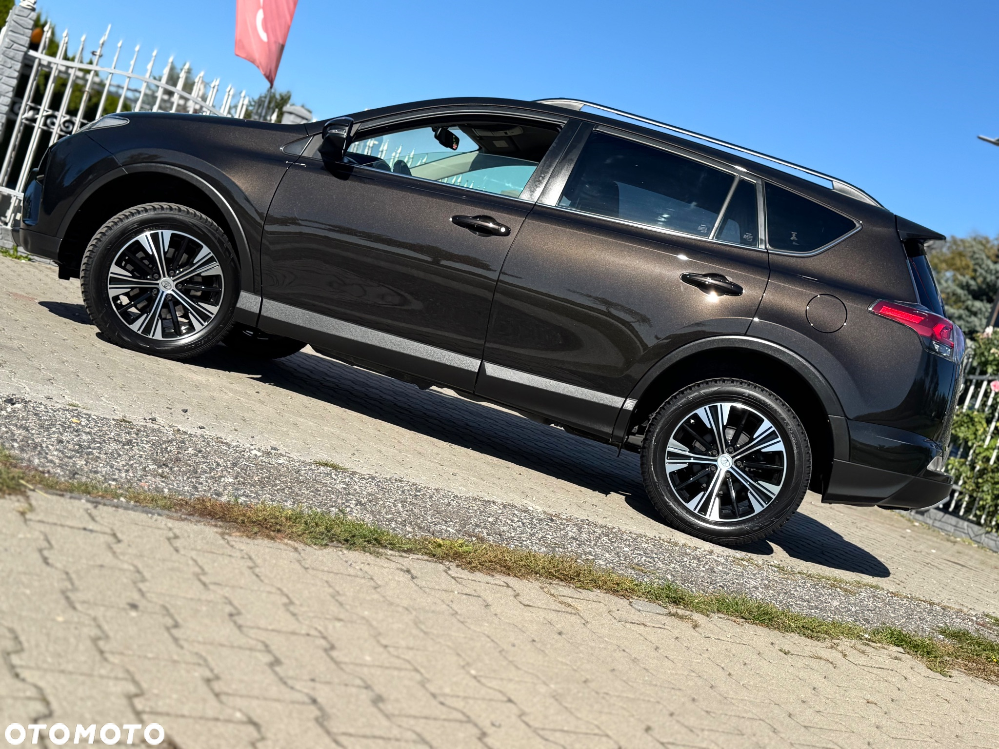 Toyota RAV4 2.0 D-4D Premium 4x2 - 2