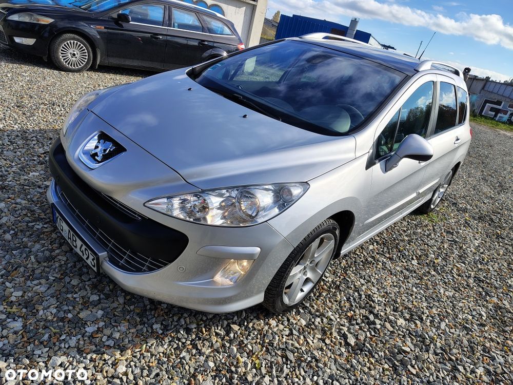 Peugeot 308 - 1