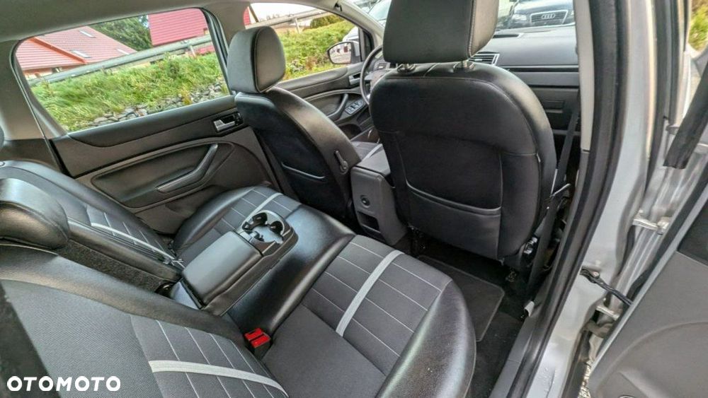 Ford Kuga 2.0 TDCi 4x4 Titanium - 13