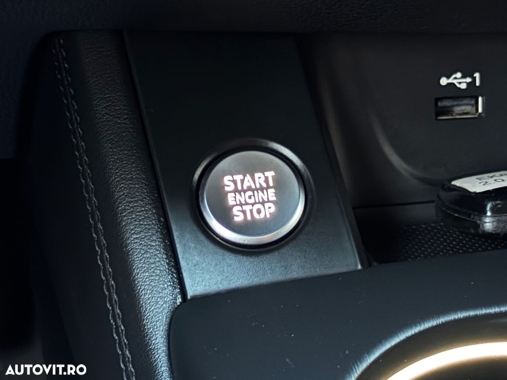 Audi A4 2.0 TDI S tronic Design - 23