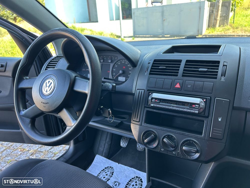 VW Polo 1.2 Special - 19
