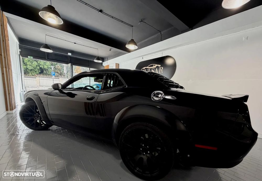 Dodge Challenger Auto SXT Plus - 3