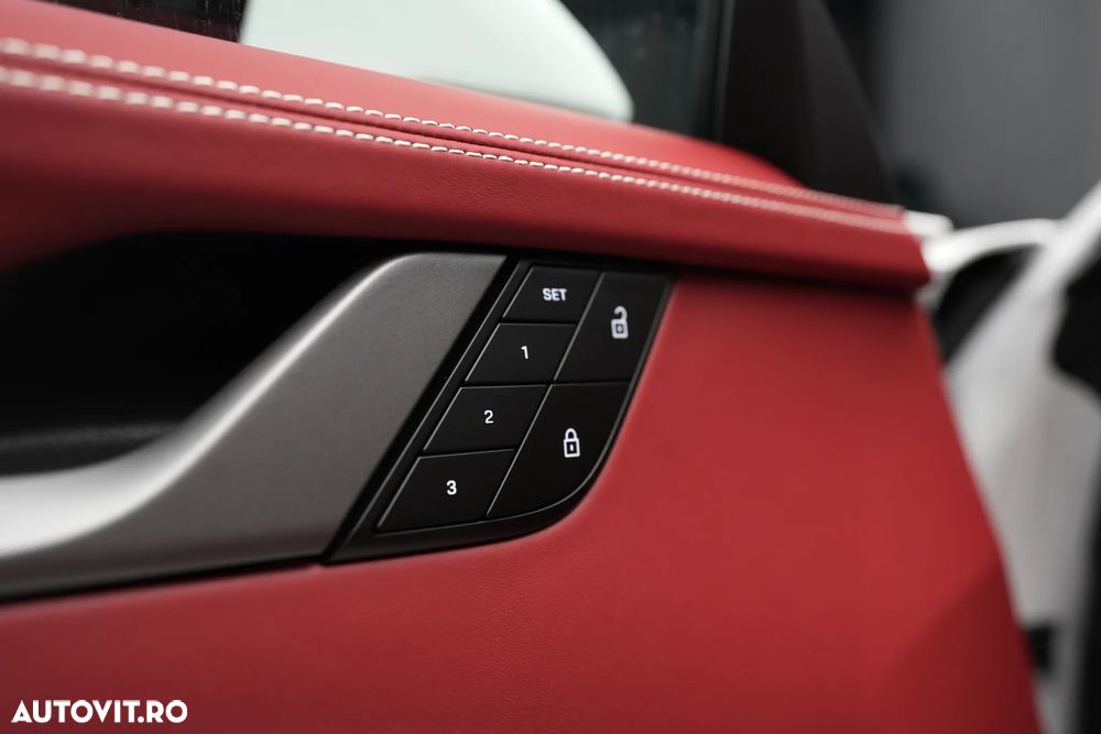 Porsche 911 Targa 4 PDK - 17