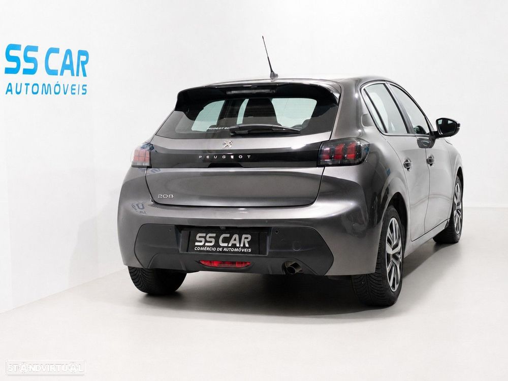 Peugeot 208 1.2 PureTech Allure EAT8 - 7