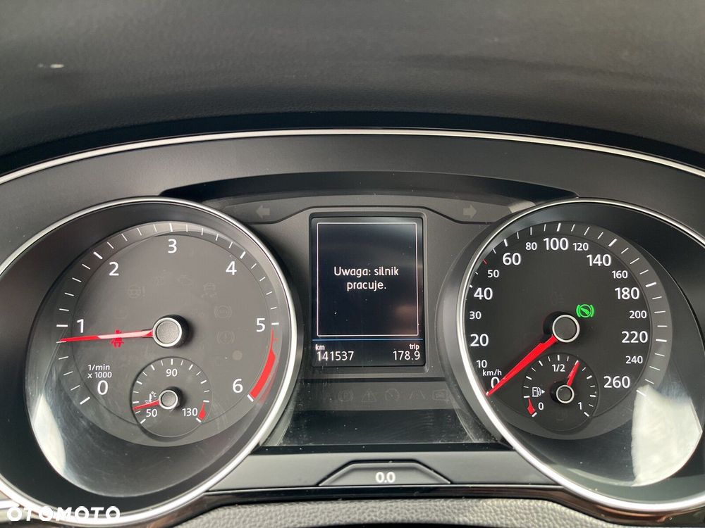 Volkswagen Passat Variant - 21
