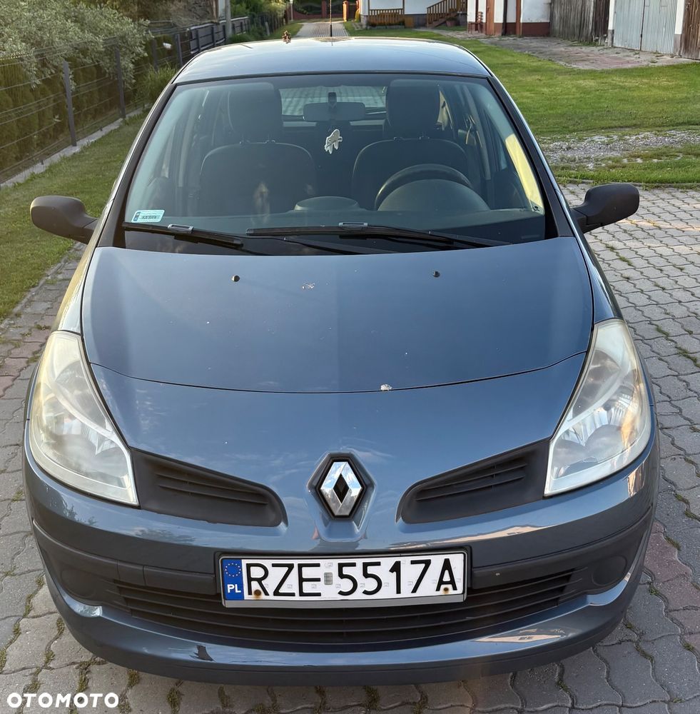 Renault Clio 1.2 16V Authentique - 2