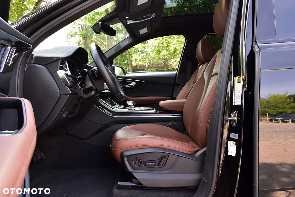 Audi Q7 55 TFSI mHEV Quattro Tiptr - 14