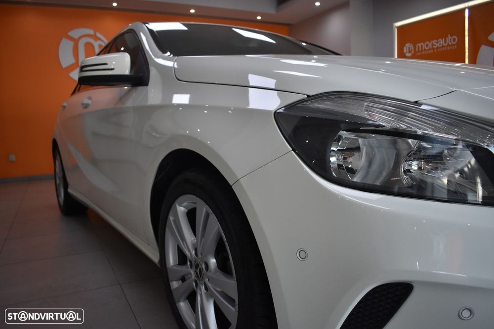 Mercedes-Benz A 180 d Urban - 17