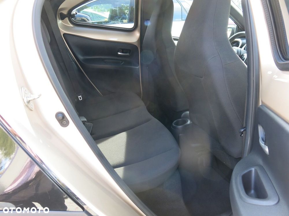 Toyota Aygo X 1.0 VVT-i Style CVT - 7