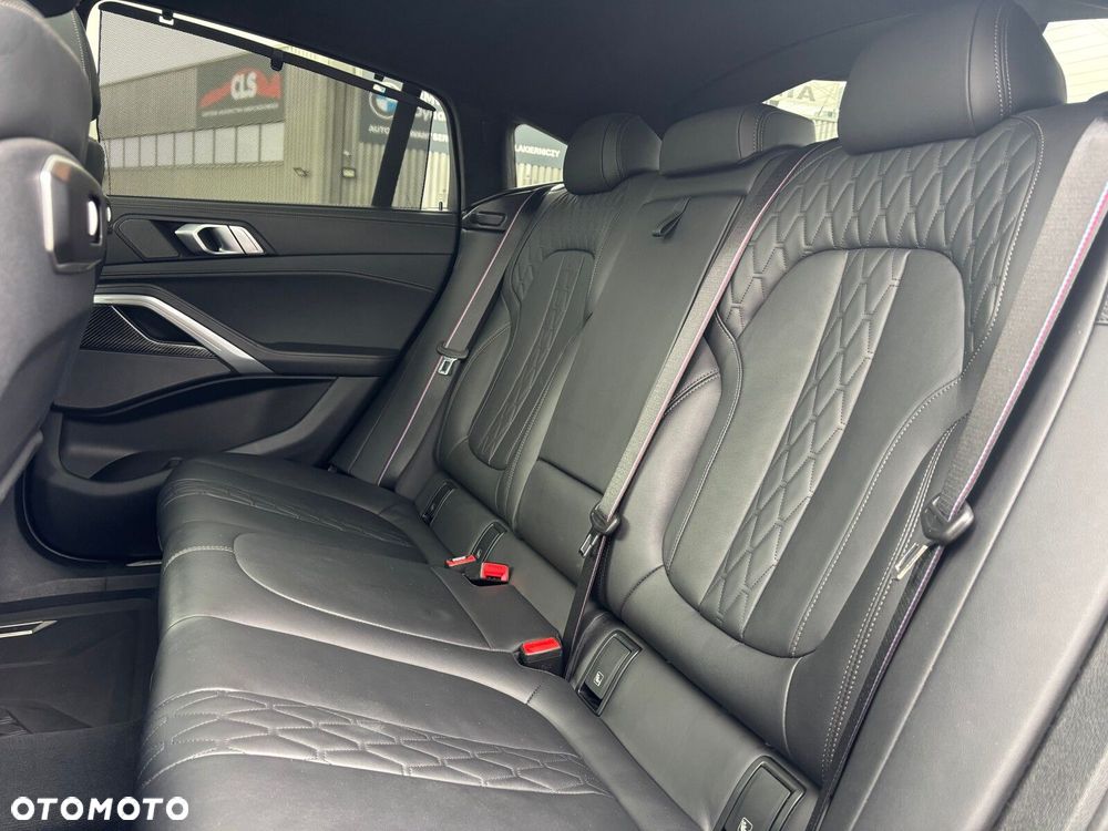 BMW X6 - 21