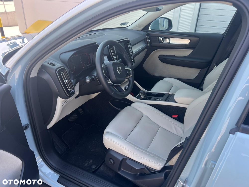 Volvo XC 40 T4 Momentum - 5