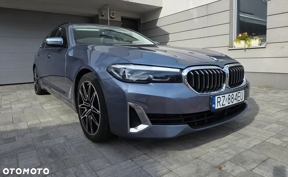 BMW Seria 5 530d xDrive mHEV Luxury Line - 1