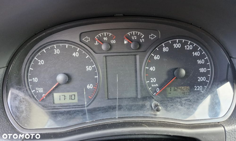 Volkswagen Polo 1.4 16V Comfortline - 8