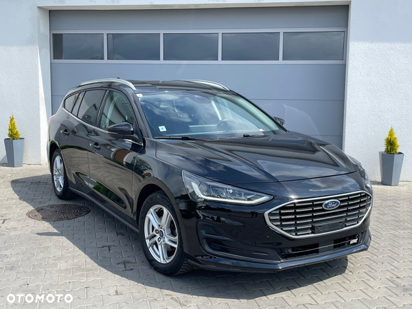 Ford Focus Turnier 1.0 EcoBoost Hybrid ACTIVE