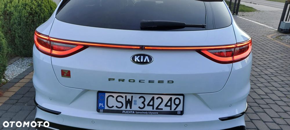 Kia ProCeed - 39