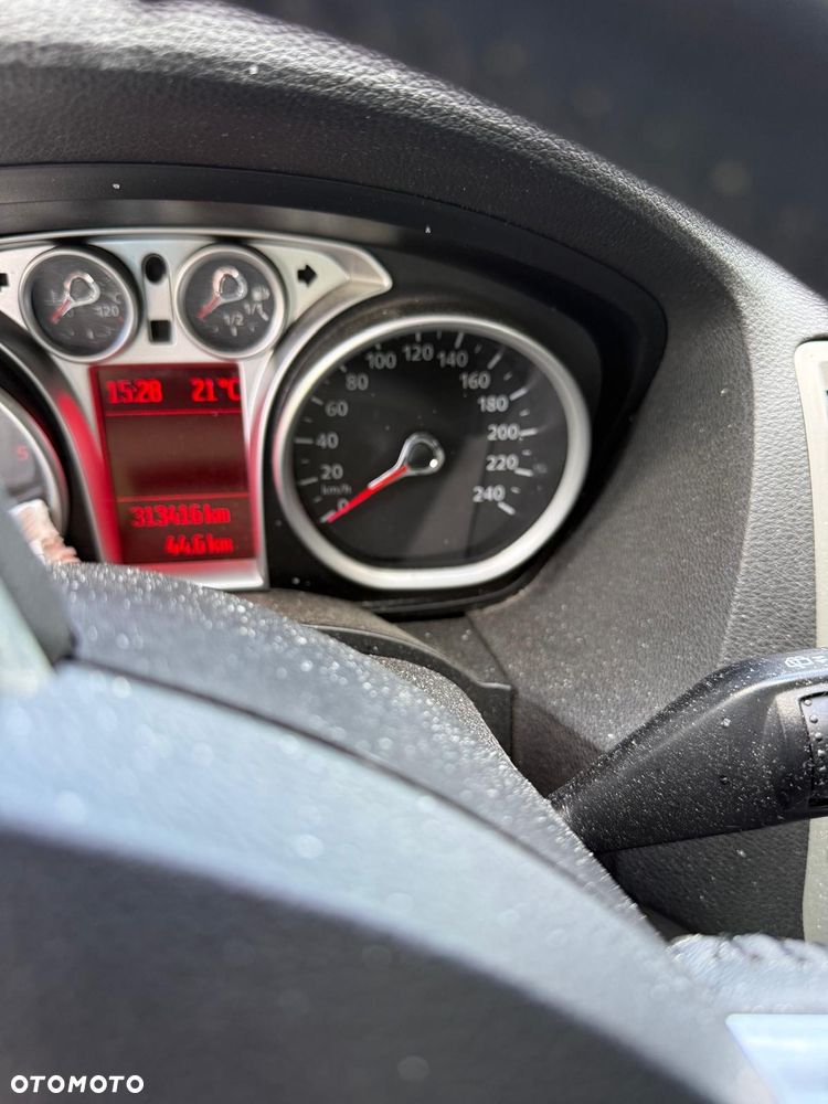 Ford Kuga 2.0 TDCi Titanium - 12