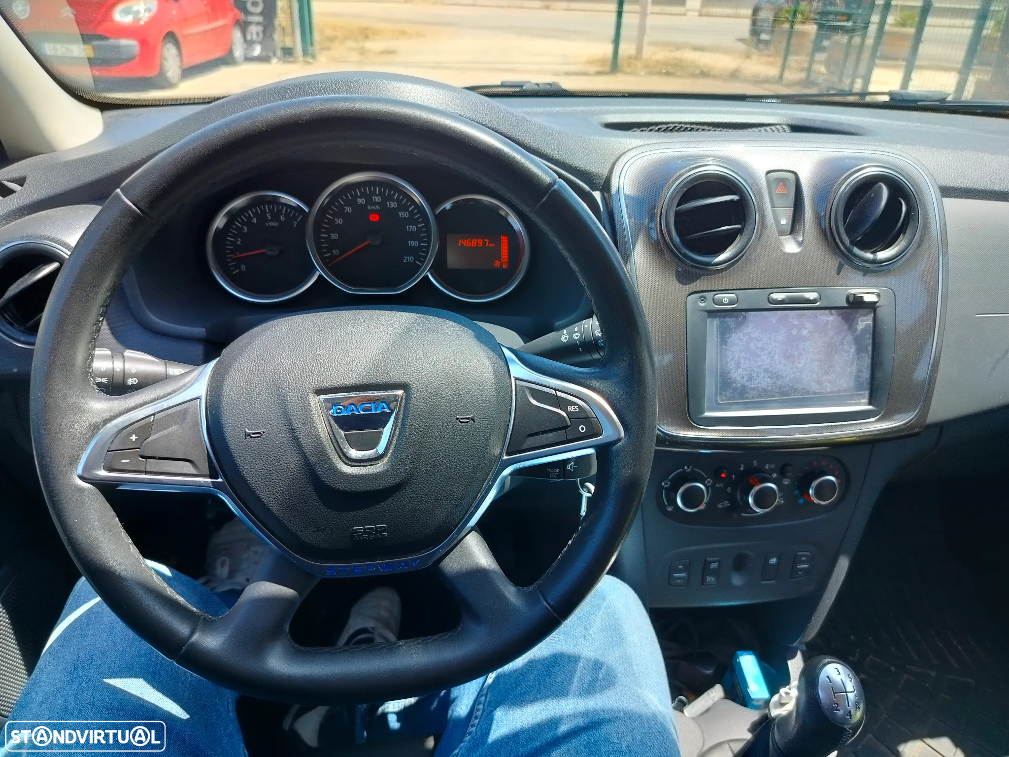 Dacia Sandero 1.5 dCi Stepway - 13