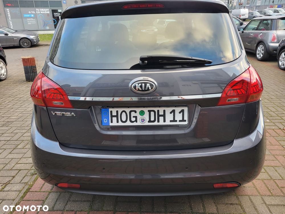 Kia Venga 1.6 CVVT Dream Team Edition - 12