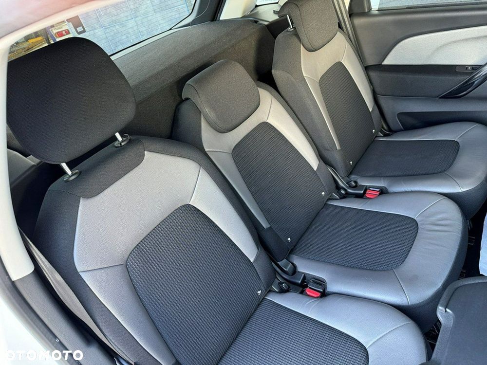 Citroën C4 Picasso - 30