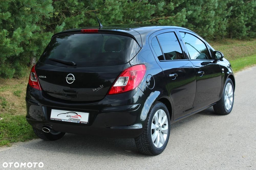 Opel Corsa 1.4 16V Innovation - 3