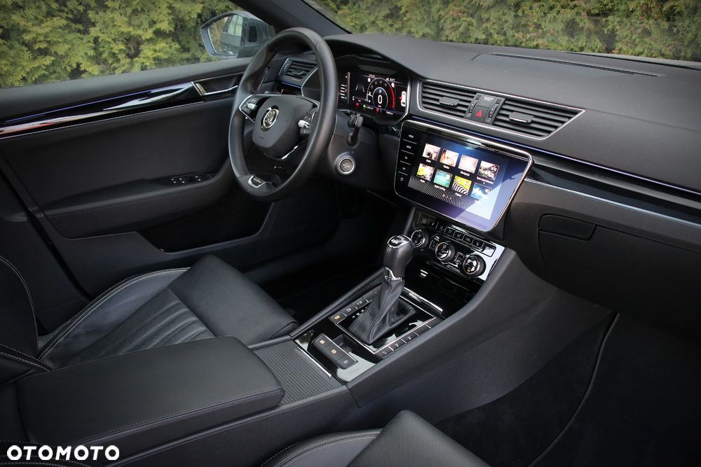 Skoda Superb 2.0 TDI SCR 4x4 L&K DSG - 14