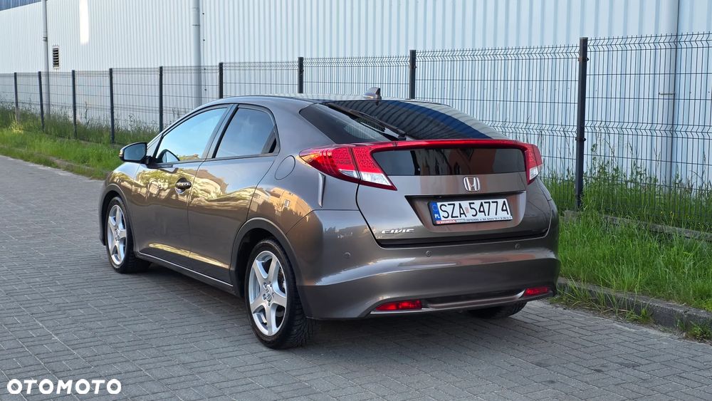 Honda Civic 1.8 Lifestyle Leather - 5