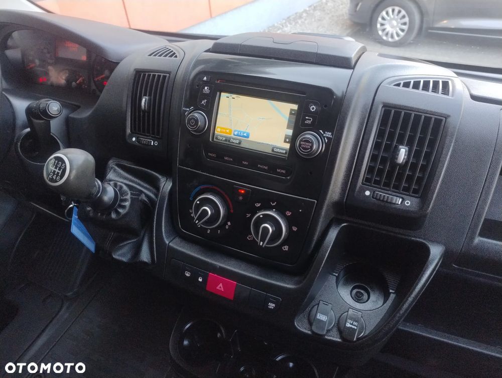 Peugeot BOXER PO LIFTINGU 2.0 HDI (130KM) 6-BIEGÓW (L2H2) STAN SUPER IDEALNY KLIMA FULL OPCJA NIE MA RDZY 100% ORYGINAŁ KM SERWIS ! ! ! - 15