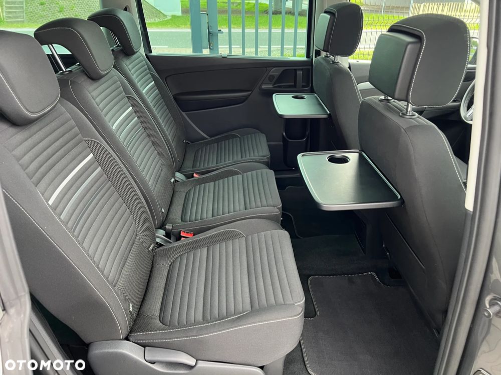 Volkswagen Sharan - 9