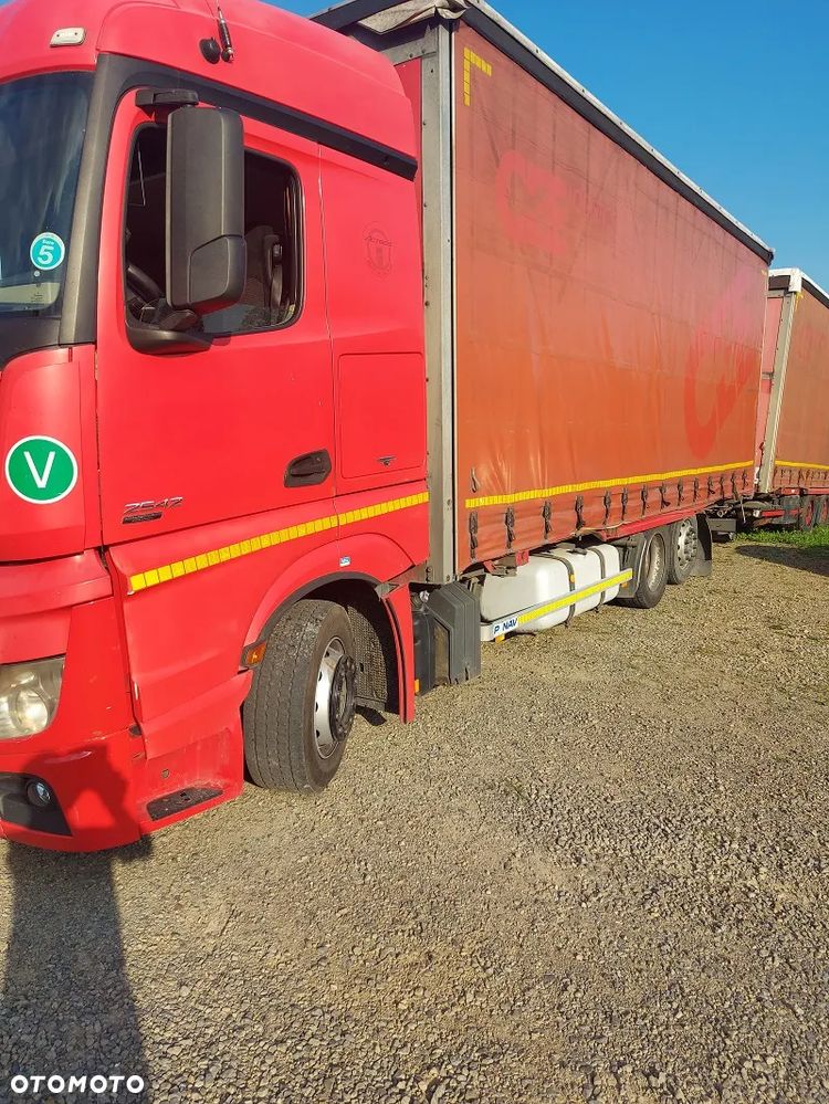 Mercedes-Benz Actros - 3