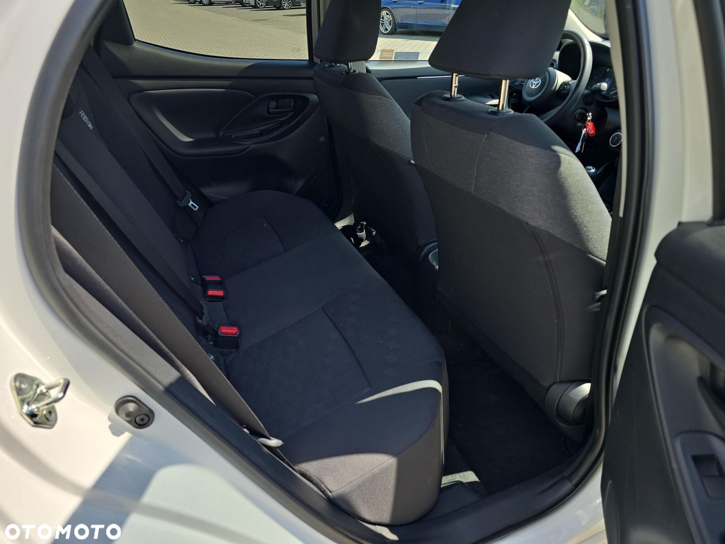 Toyota Yaris 1.5 Style - 9