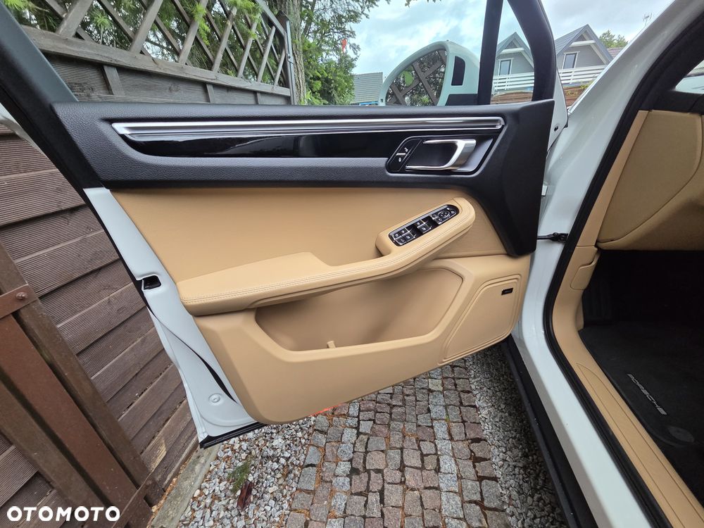 Porsche Macan Standard - 20
