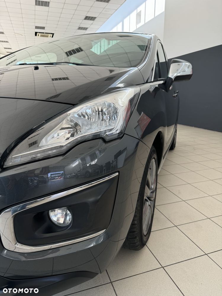 Peugeot 3008 1.6 HDi Style - 26