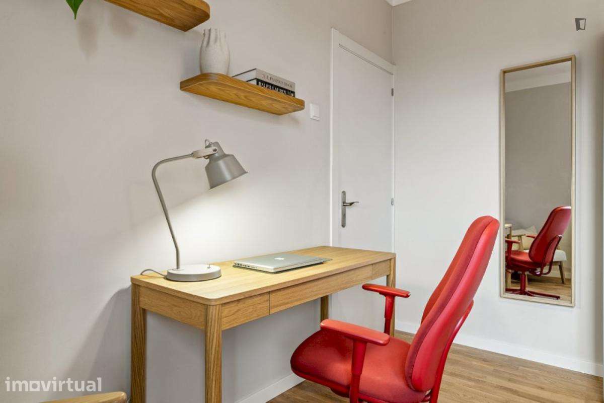 Quarto - localizado em Princípe Real Lisbon - Grande imagem: 4/21