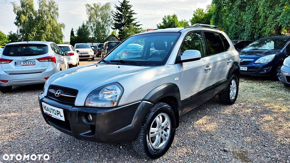 Hyundai Tucson 2.0 Comfort 2WD - 24