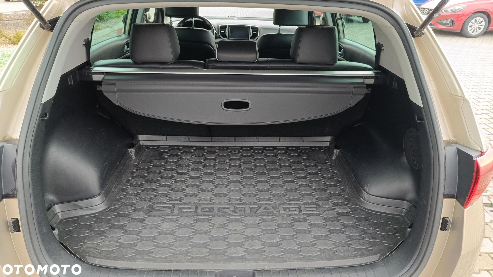 Kia Sportage 1.6 T-GDI Business Line 4WD - 12