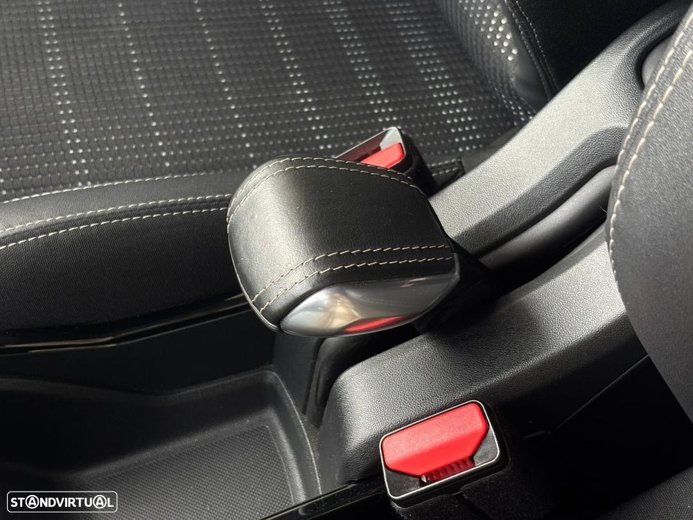 Peugeot 2008 1.6 BlueHDi Allure - 25