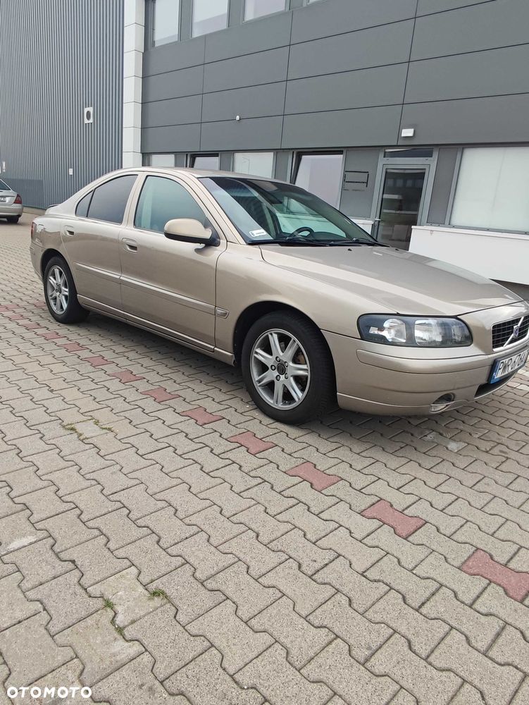 Volvo S60 - 1