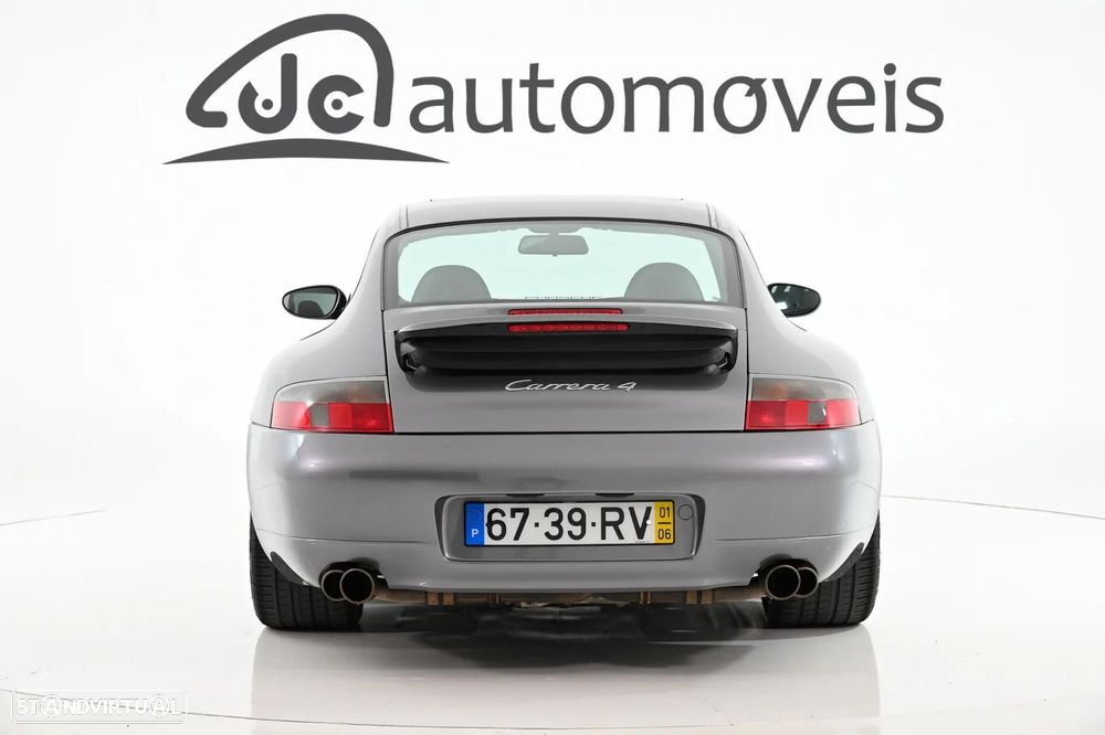 Porsche 911 (996) Carrera 4 Coupé - 9