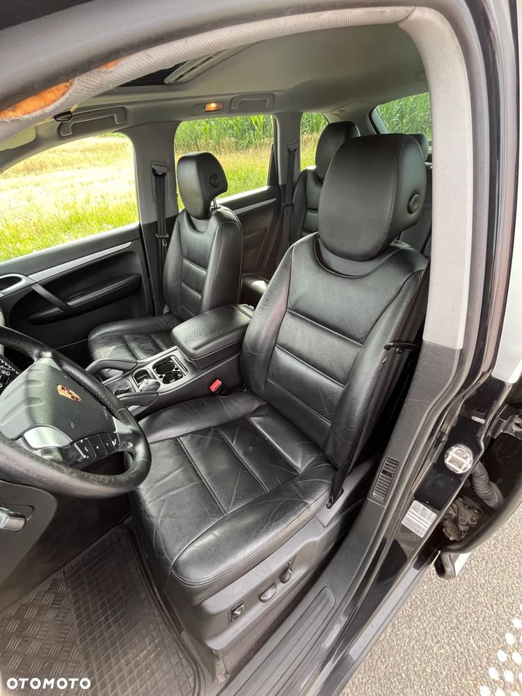 Porsche Cayenne Standard - 10