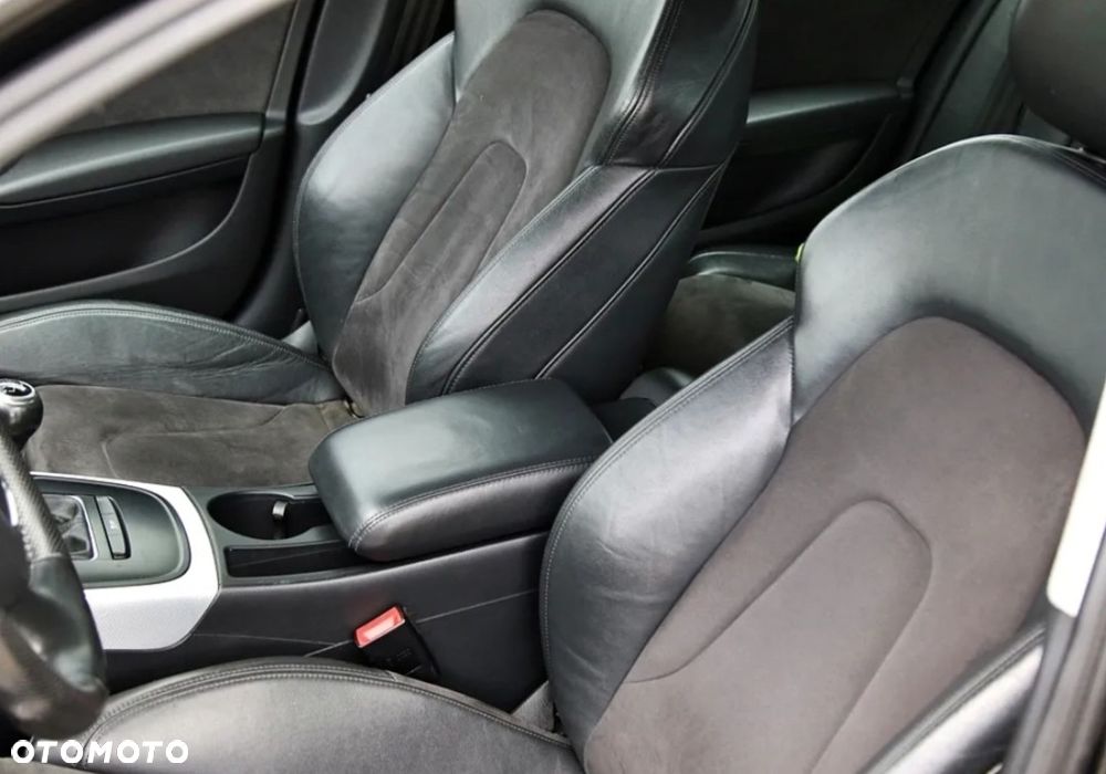 Audi A4 Avant 2.0 TDI DPF quattro Ambiente - 19