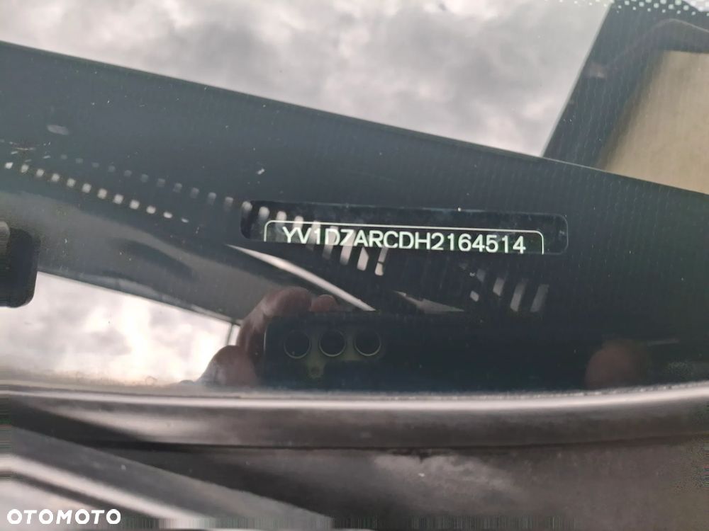 Volvo XC 60 D3 Drive-E Momentum - 24