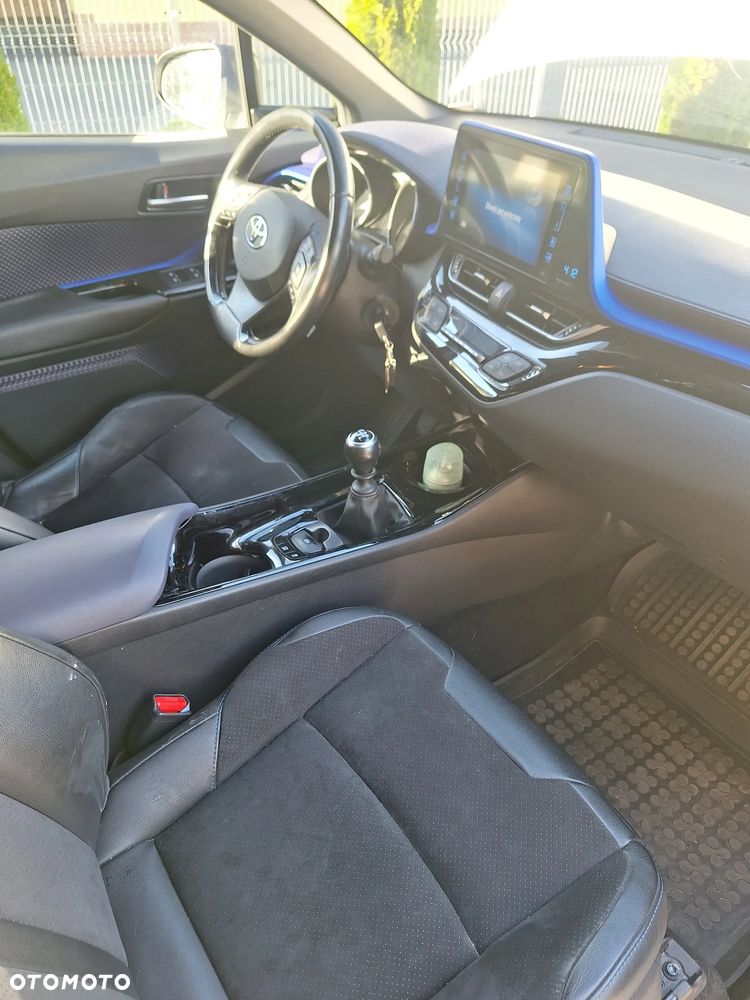 Toyota C-HR 1.2 T GPF Prestige - 19
