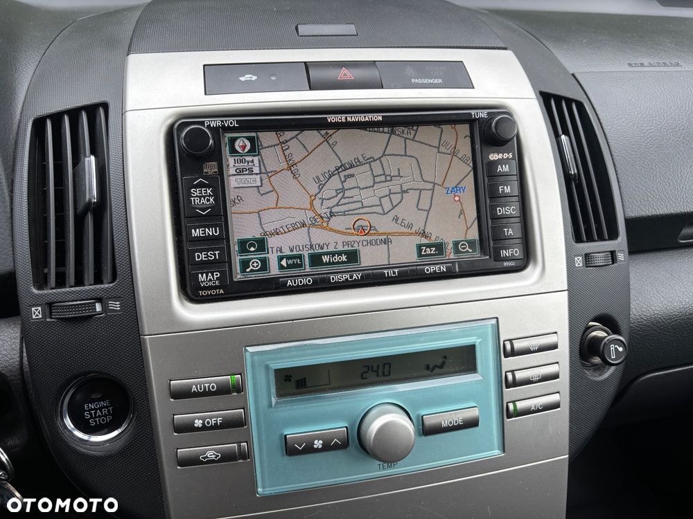 Toyota Corolla Verso - 14