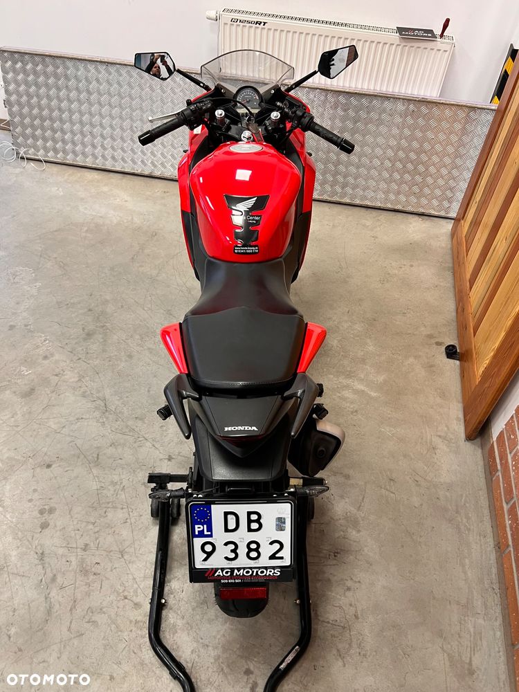 Honda CBR - 16