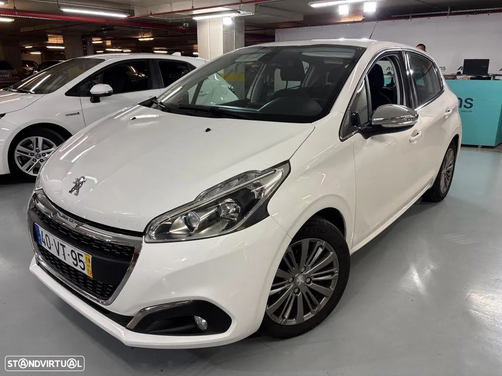 Peugeot 208 1.2 PureTech Allure - 1