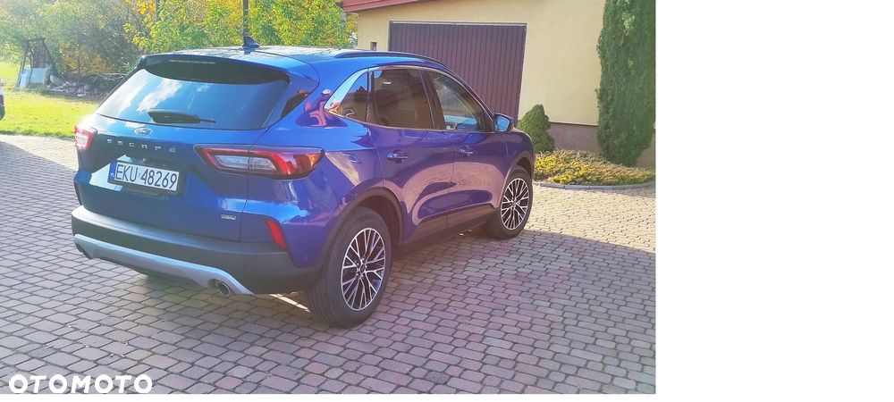 Ford Kuga - 4