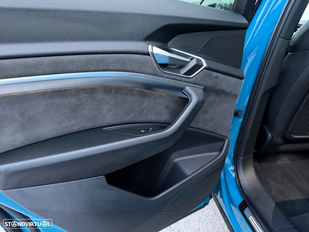 Audi e-tron 55 quattro S line - 26