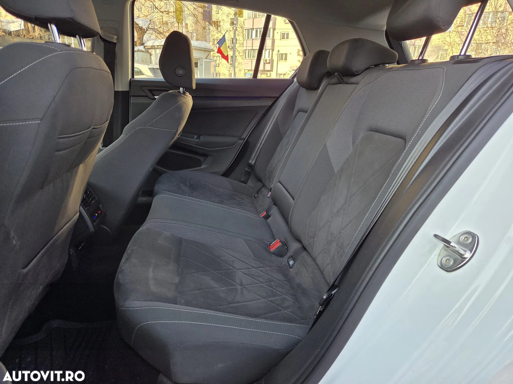 Volkswagen Golf 2.0 TDI DSG Style - 20