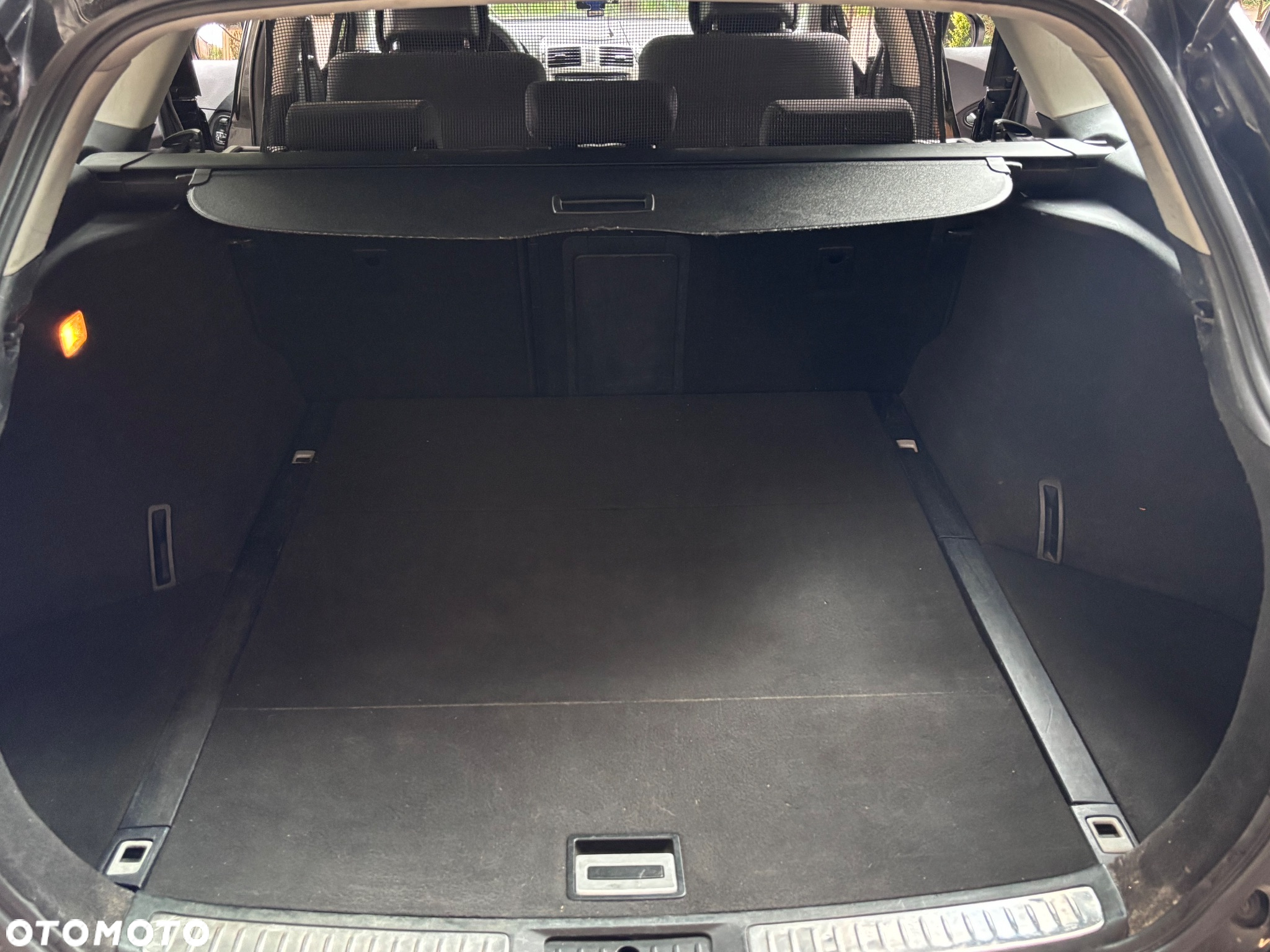 Toyota Avensis 2.0 D-4D Sol - 9